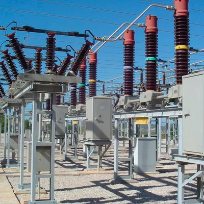 Proyecto de potencia eléctrica (foto 2): ampliar